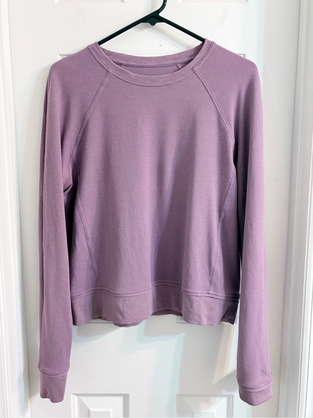 Lululemon Mauve Purple Crewneck Pullover Sweatshirt Size Large